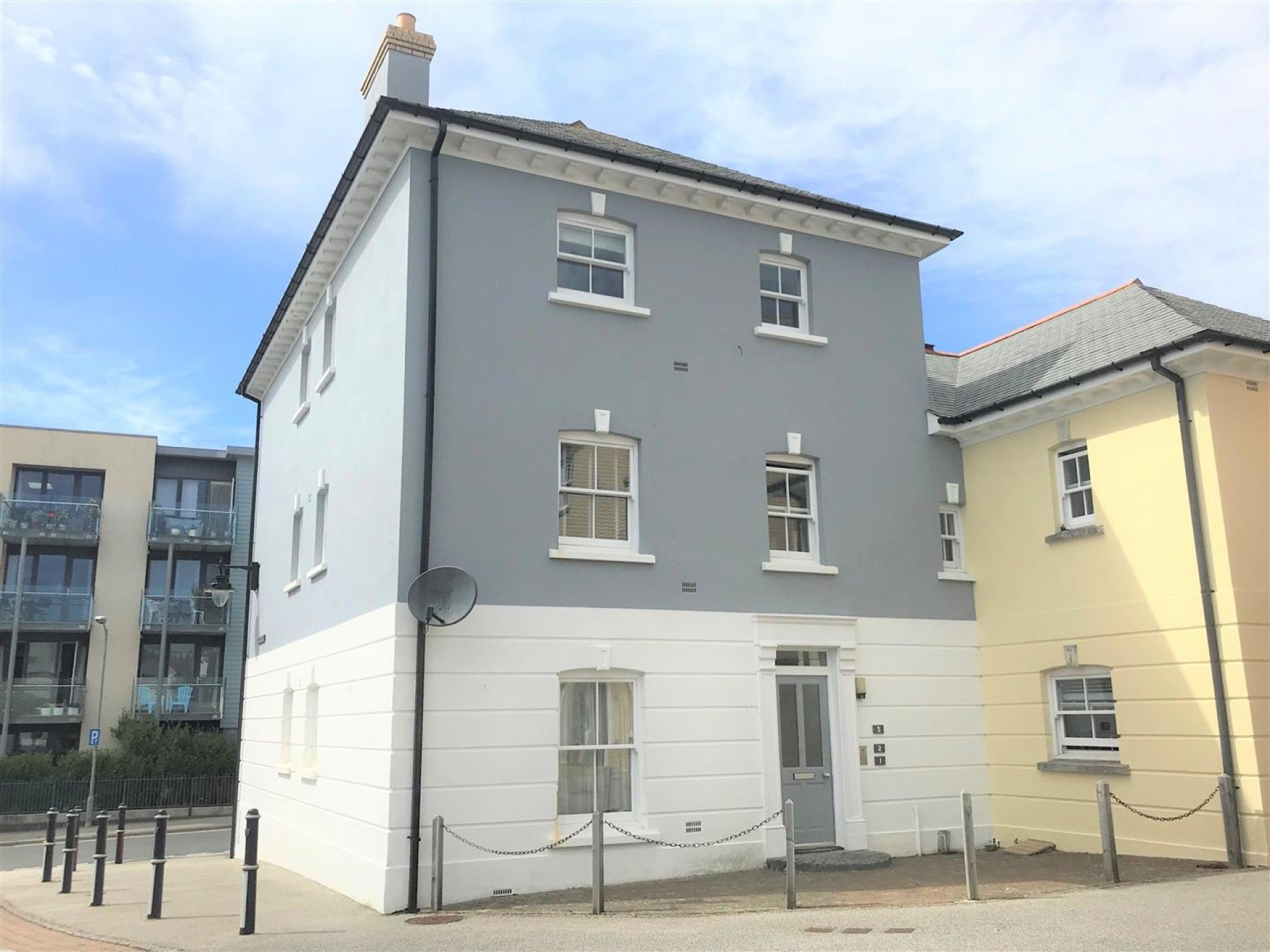 Flat Bezant Place in Newquay