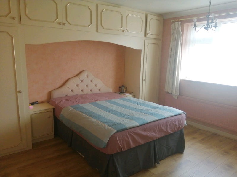 Room Garendon Road in Charnwood