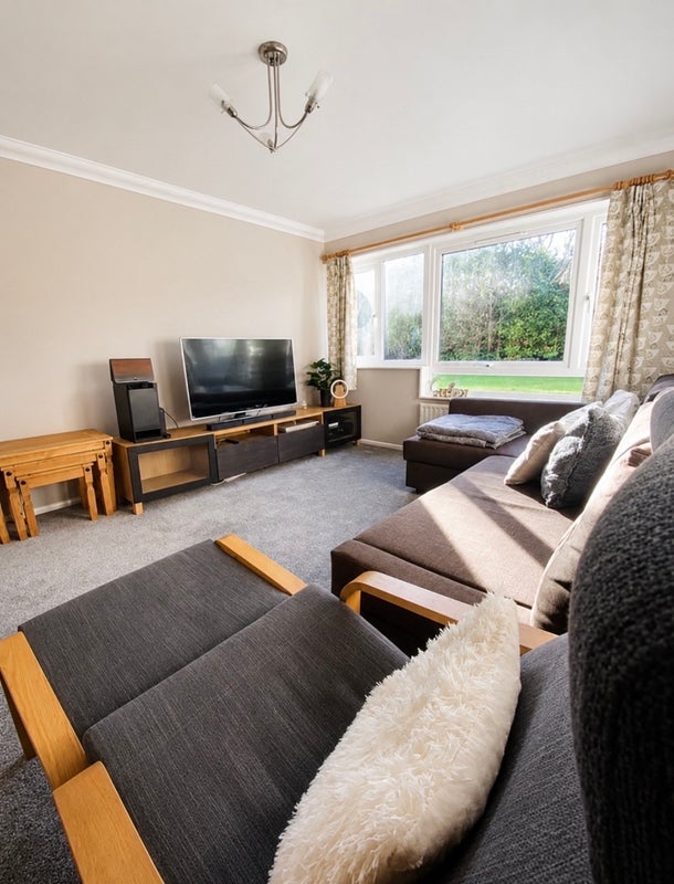 Room Pampisford Road in Greater London