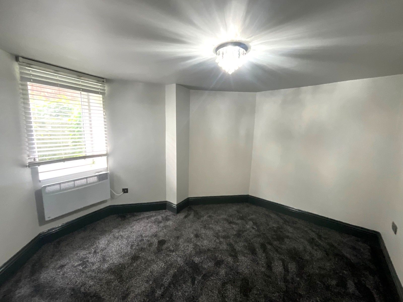 Flat Warmsworth Road in Doncaster