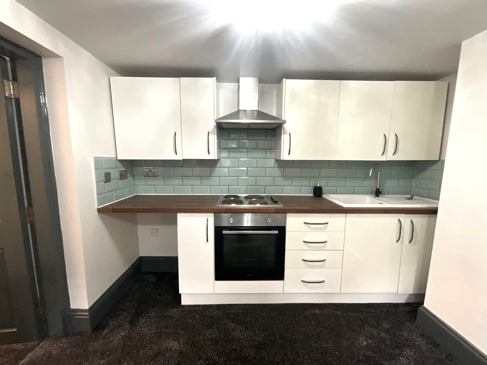 Flat Warmsworth Road in Doncaster