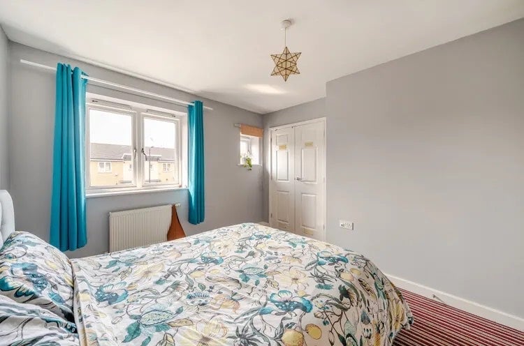 Room Peckham Grove in Greater London