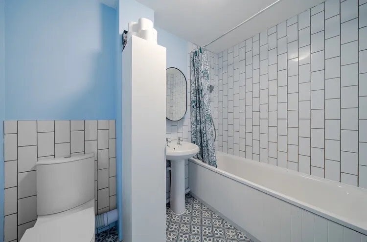 Room Peckham Grove in Greater London