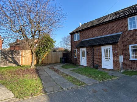 House Deanside Drive in Charnwood