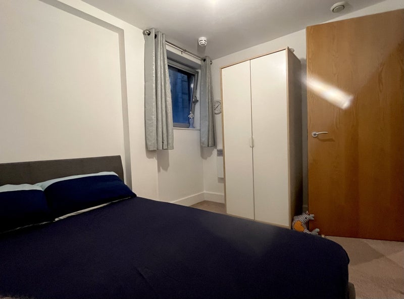 Flat Golate in Cardiff