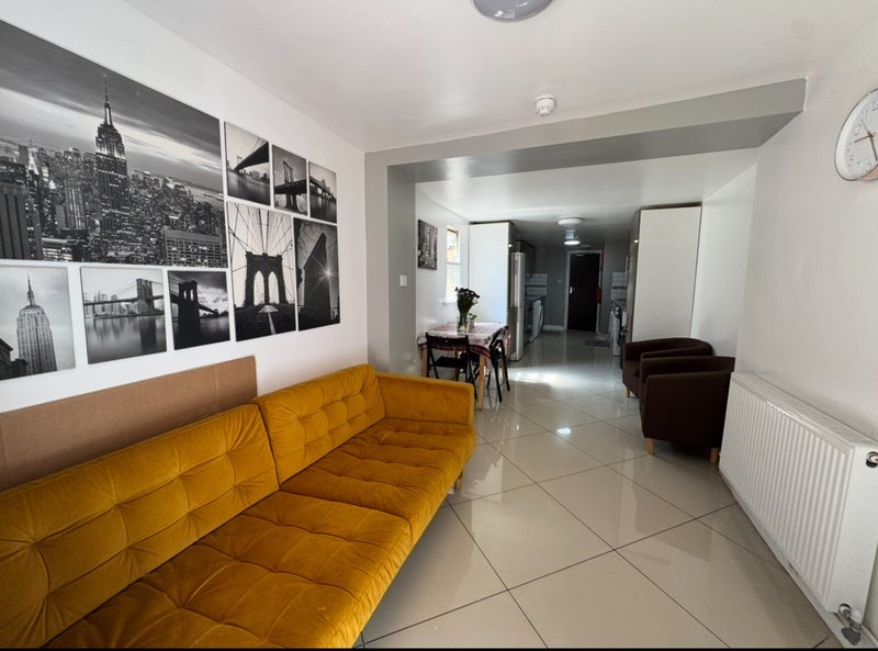 Room Beaconsfield Road in Greater London