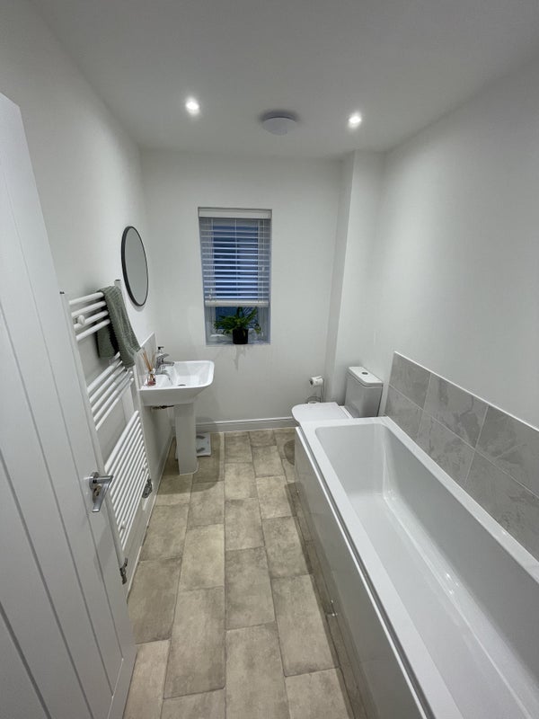 Room Bourne Road in South Kesteven