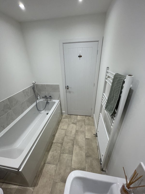 Room Bourne Road in South Kesteven