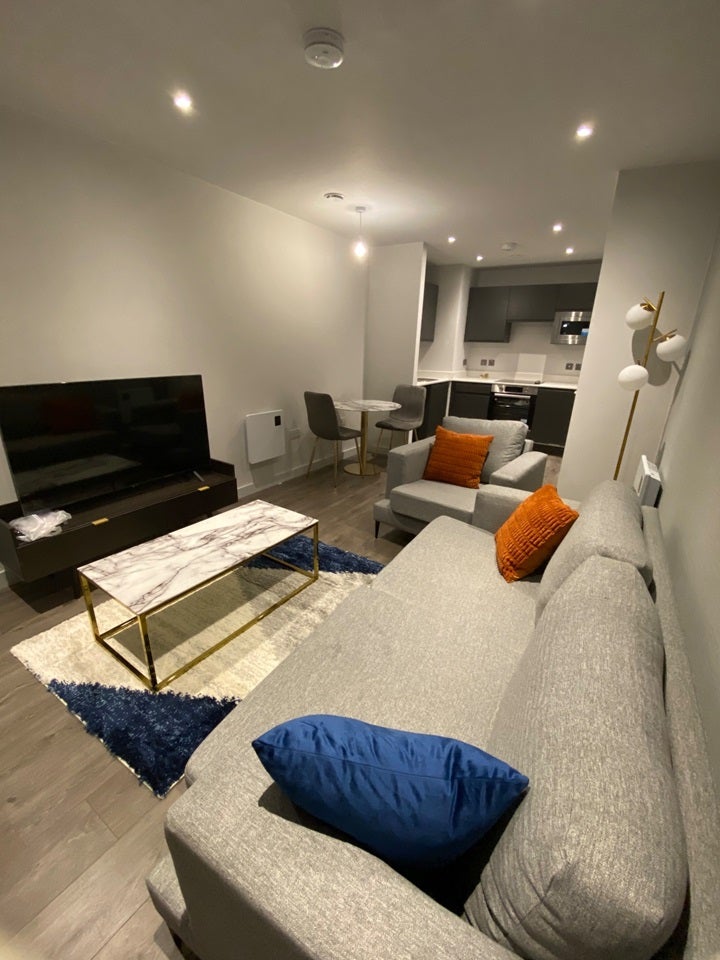 Flat Ordsall Lane in Salford