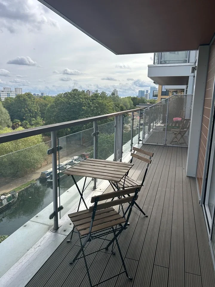 Flat Palmers Road in Greater London