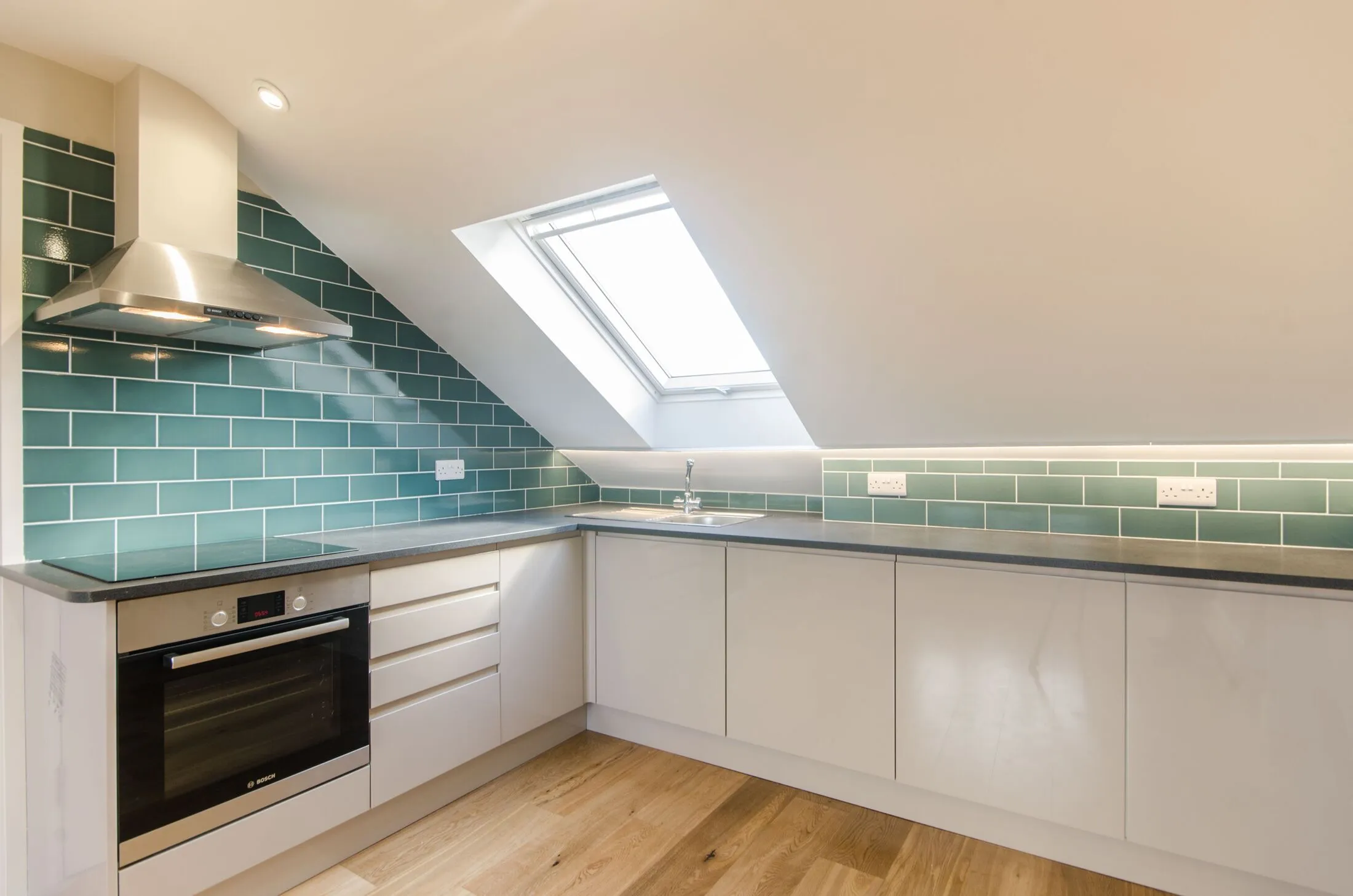 Flat Sandringham Road in Greater London