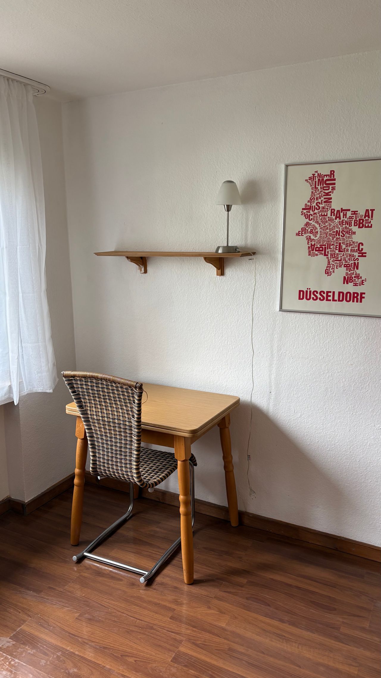 Zimmer Zeppenheimer Straße in Düsseldorf