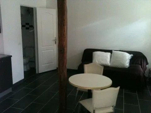 Chambre Place Constantin Pecqueur à Paris