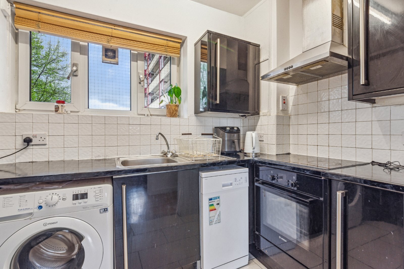 Room Harrington Street in Greater London