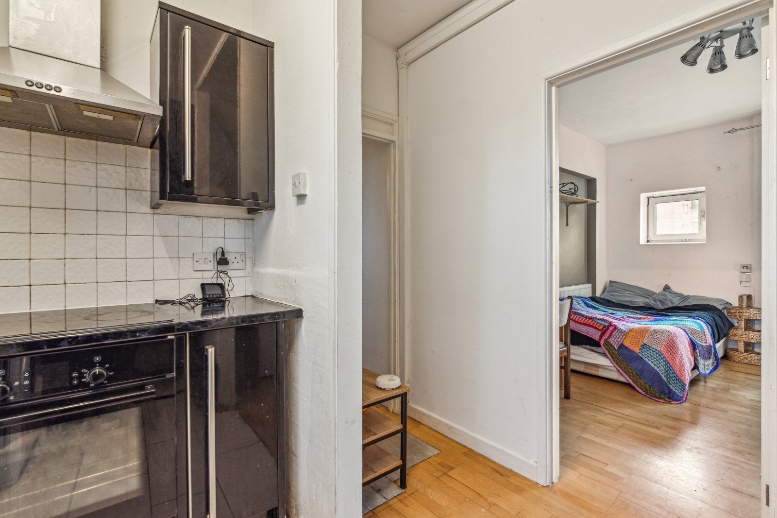 Room Harrington Street in Greater London