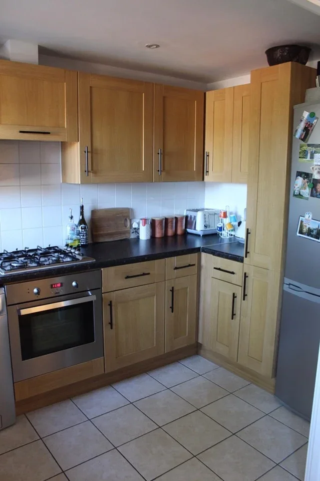 Flat Rendlesham Road in Greater London