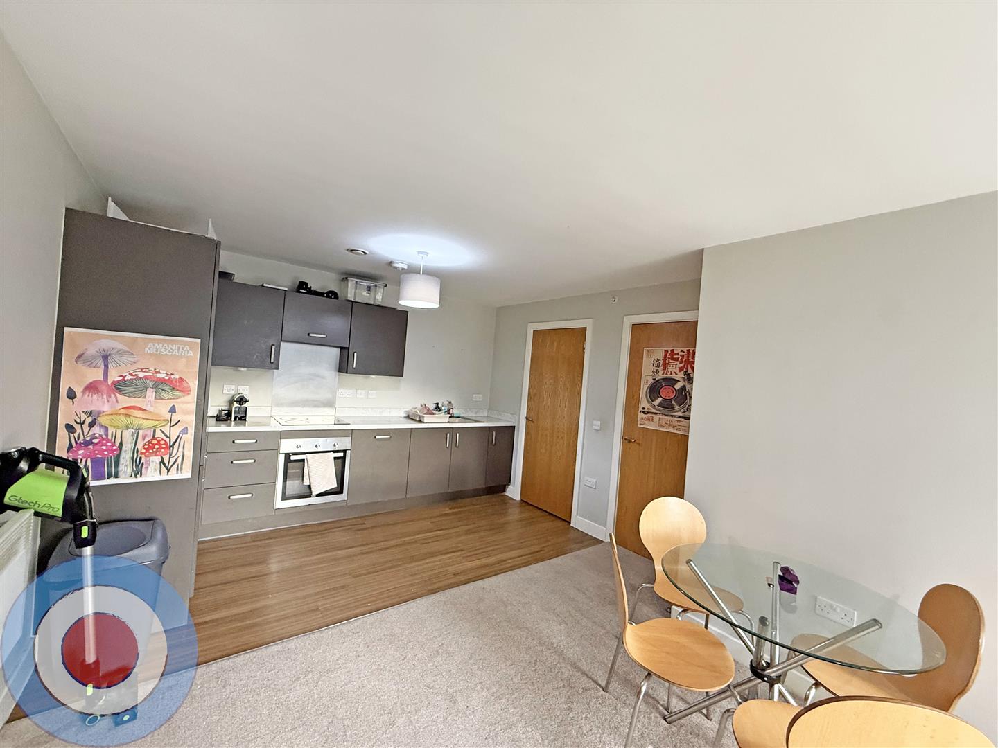 Flat Ordsall Lane in Salford