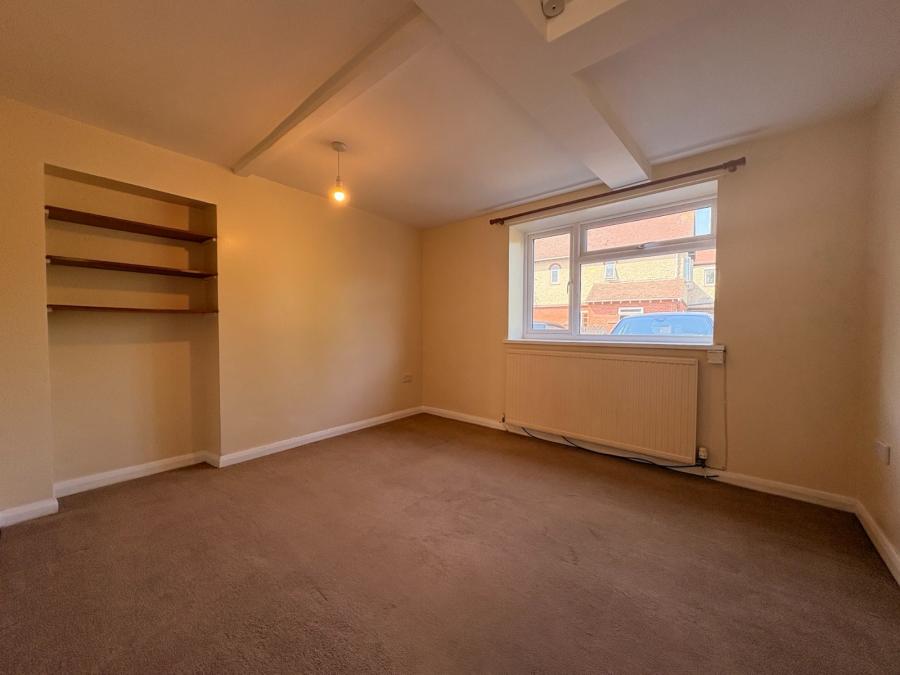 Flat Belmont Court in Hereford