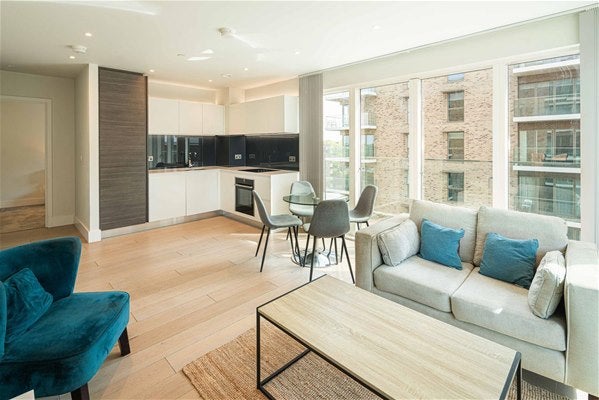 Flat Kidbrooke Park Road in Greater London