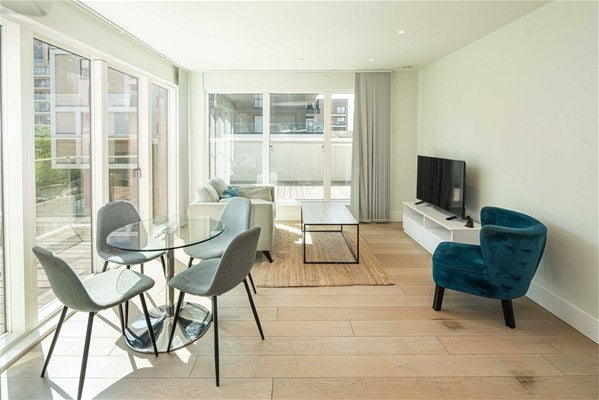 Flat Kidbrooke Park Road in Greater London