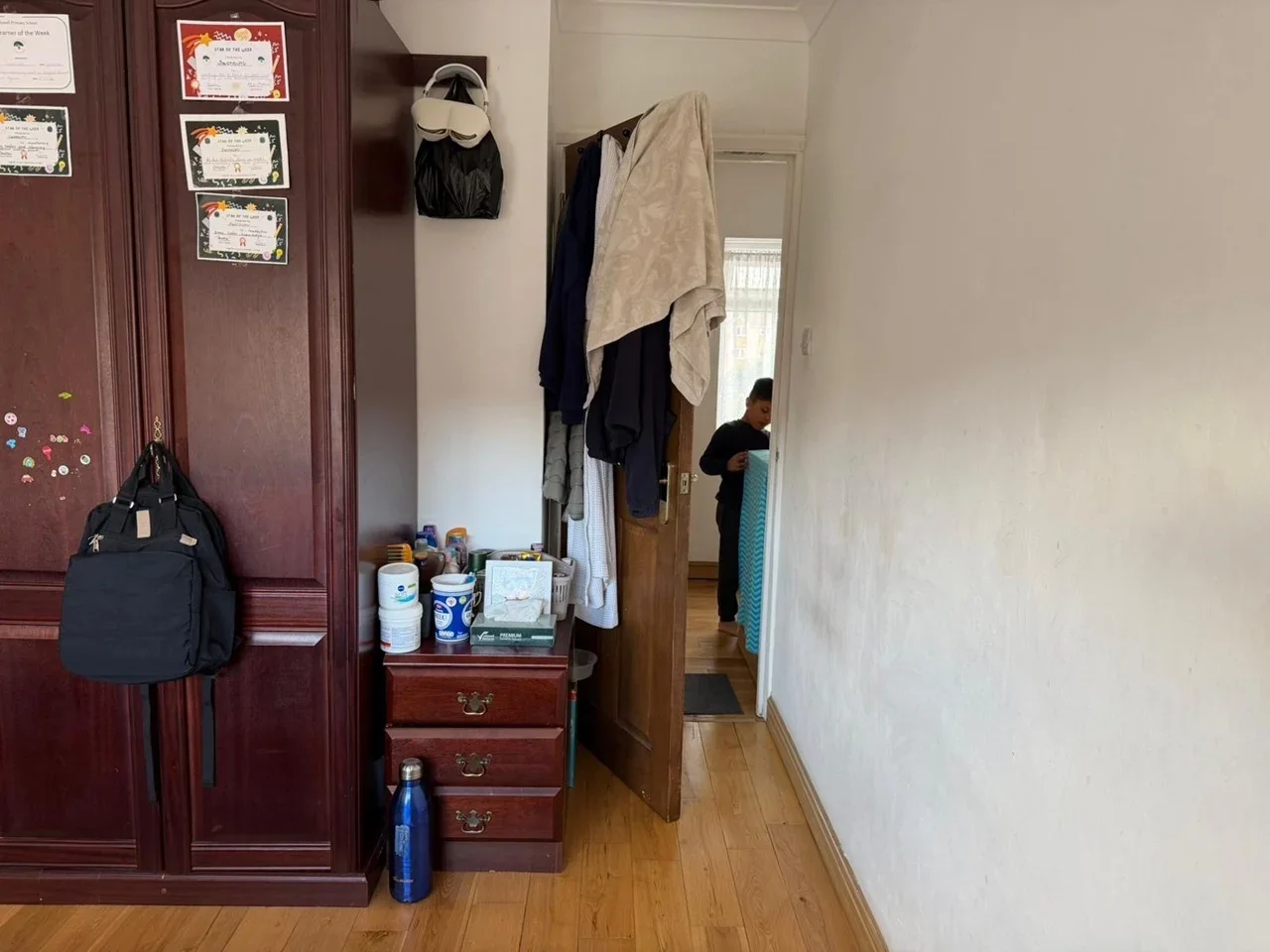 Room Charlock Way in Watford