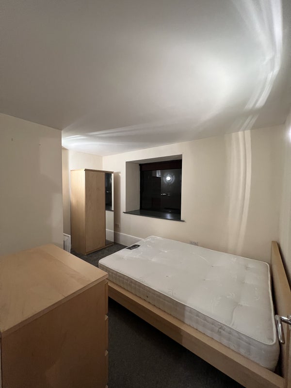 Room Mirabel Street in Manchester
