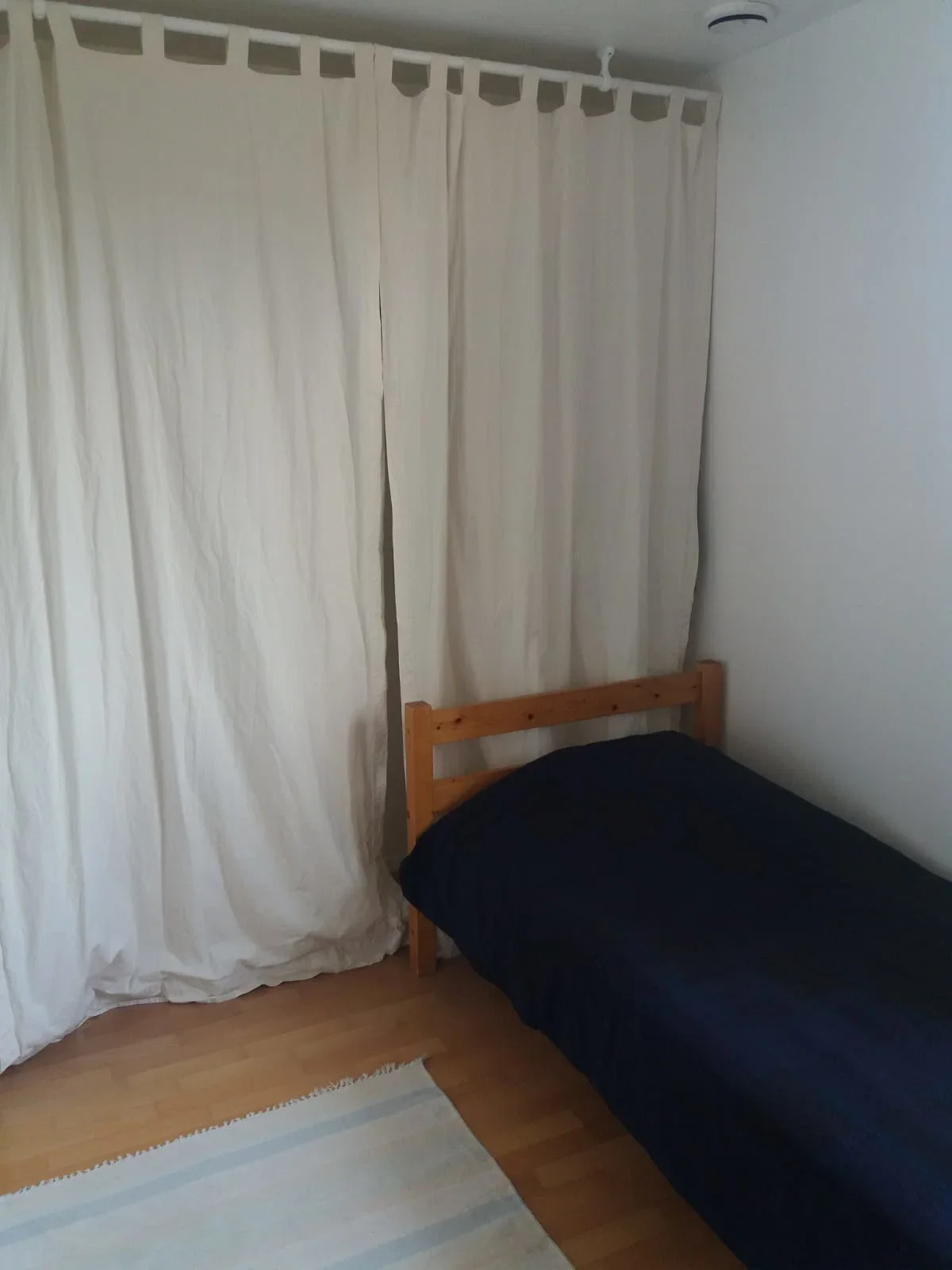 Room Rue des Chevaux d'Antan in Draveil
