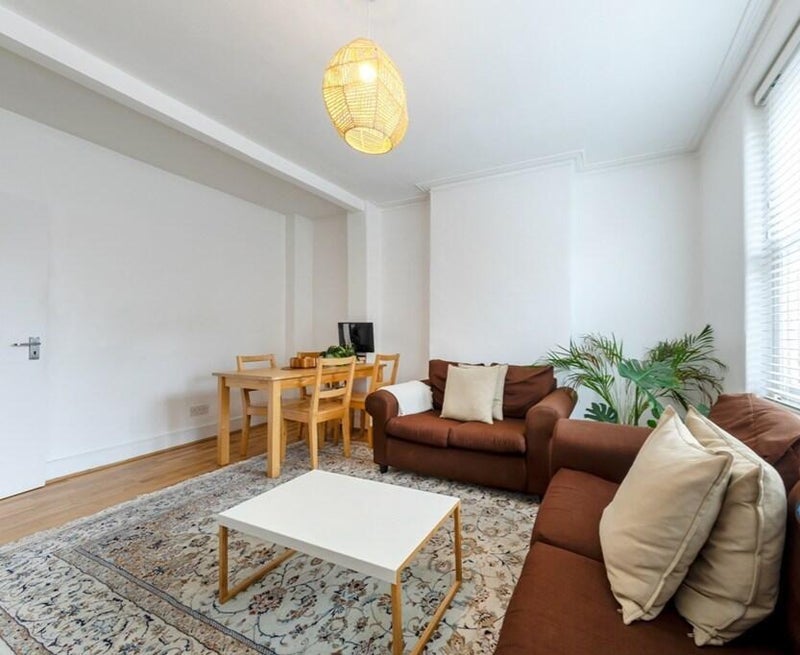 Flat Southwell Road in Greater London
