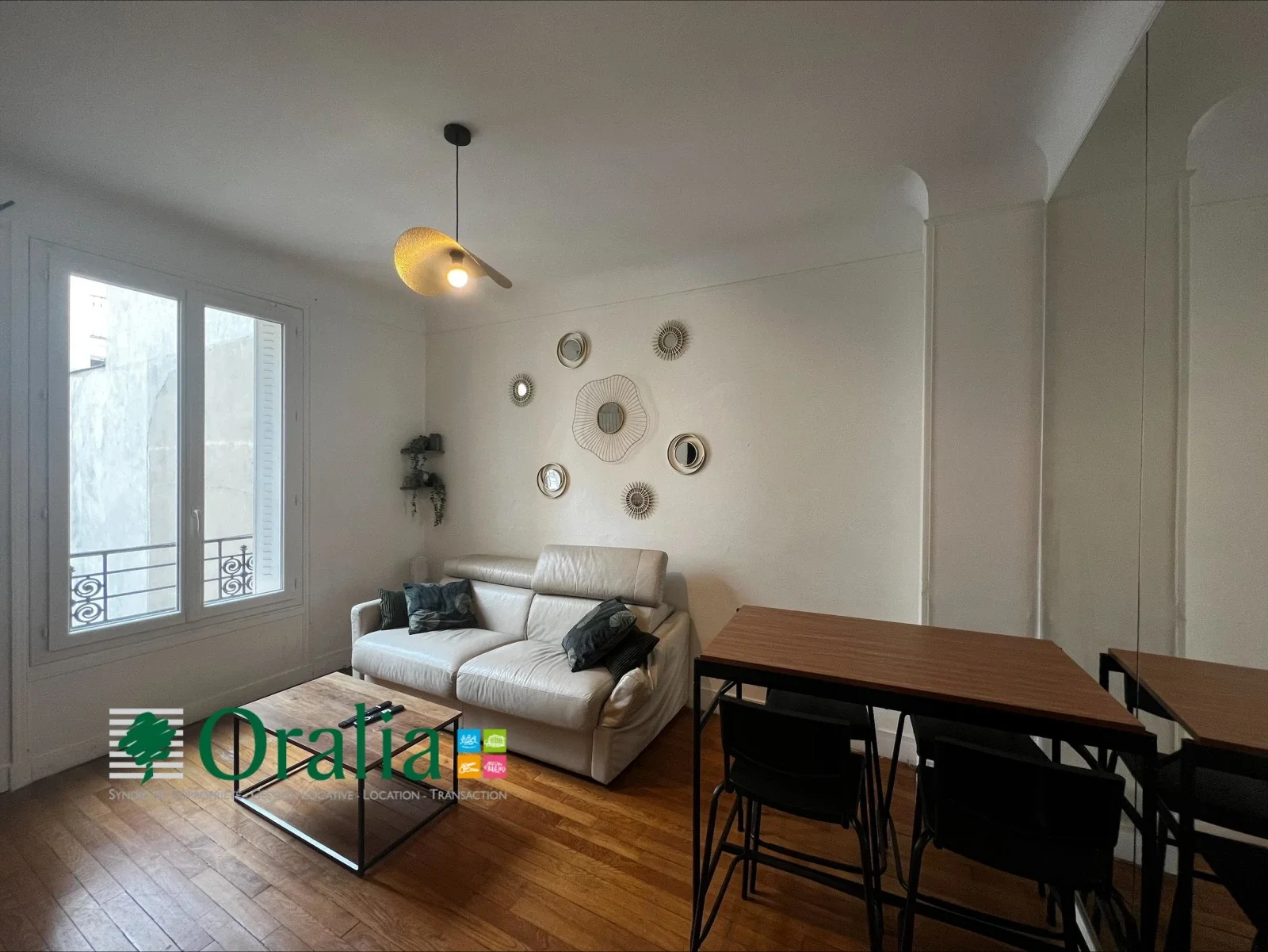 Appartement Rue Guy Môquet à Paris