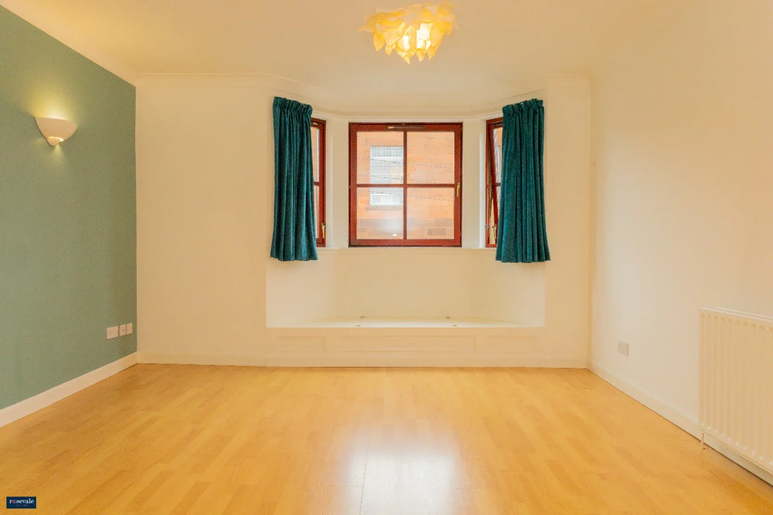 Flat Malloch Street in Glasgow