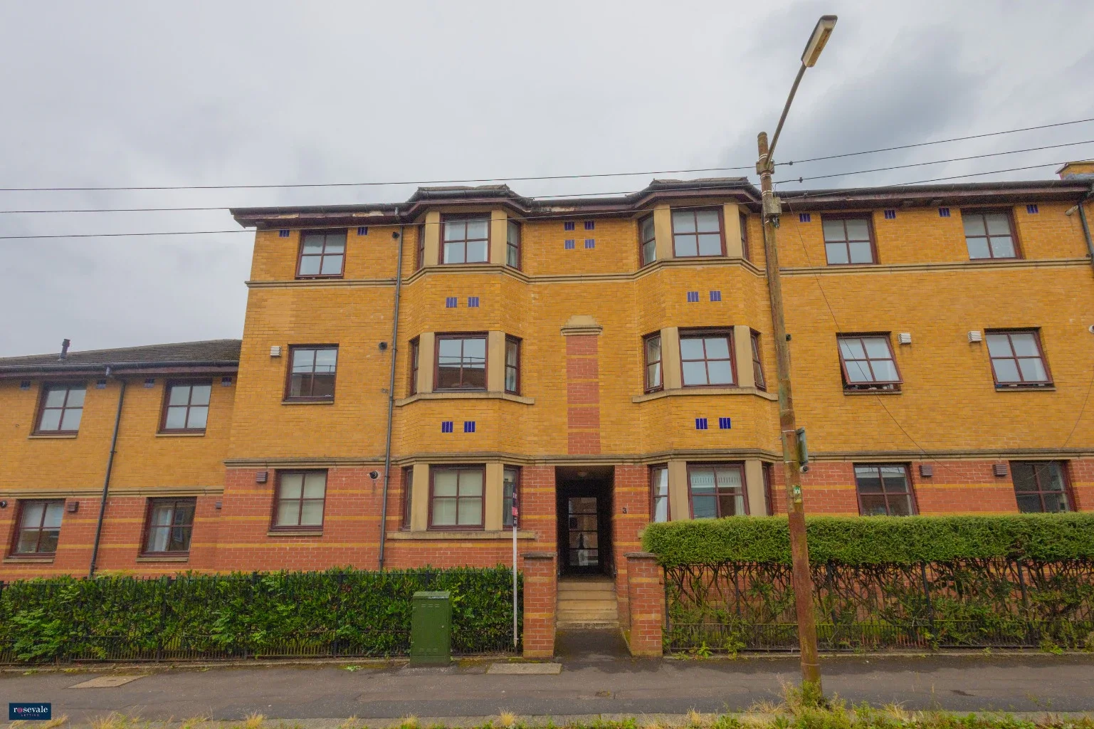 Flat Malloch Street in Glasgow