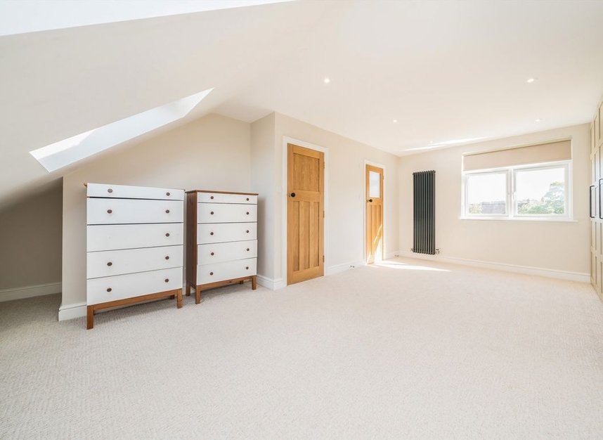 House Dalmeny Avenue in Greater London