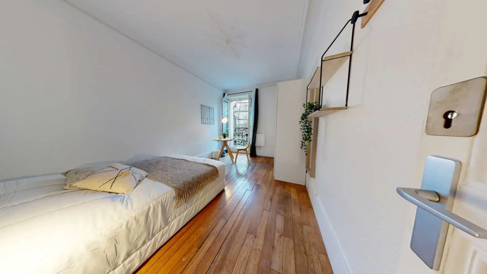 Chambre Rue des Cloÿs à Paris