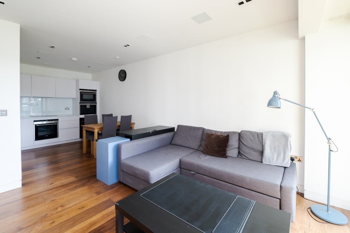 Flat Wood Street in City of London