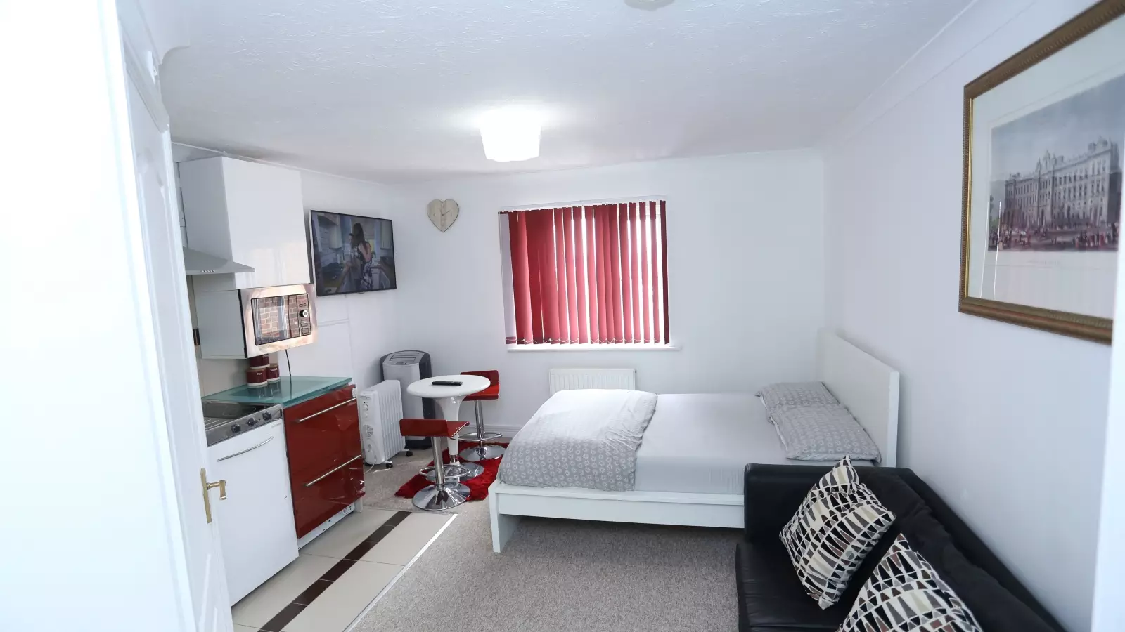 Flat Lytham Close in Greater London