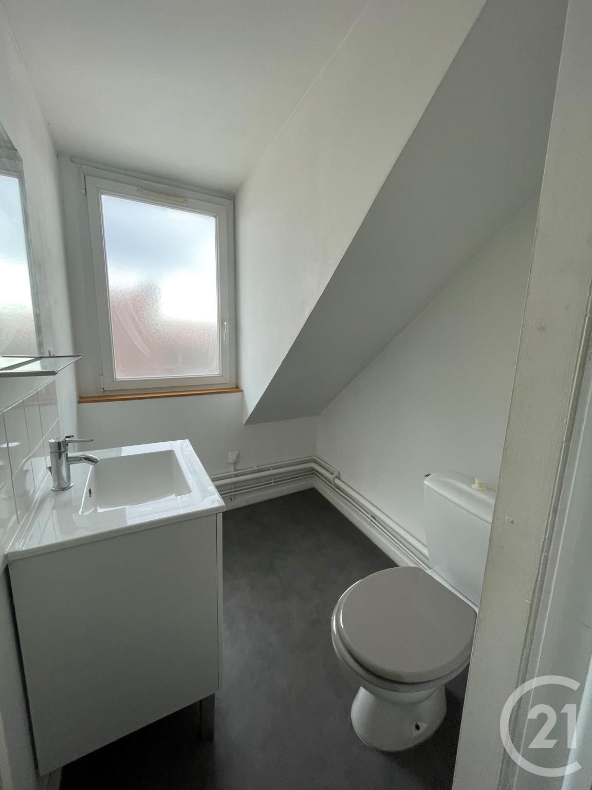 Flat Rue Alphonse Huyghes in Calais