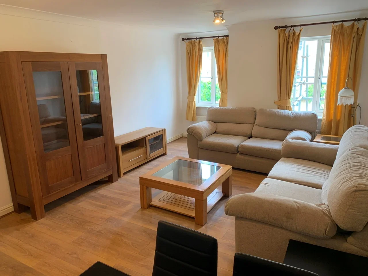 Flat Sheepcote Road in Greater London
