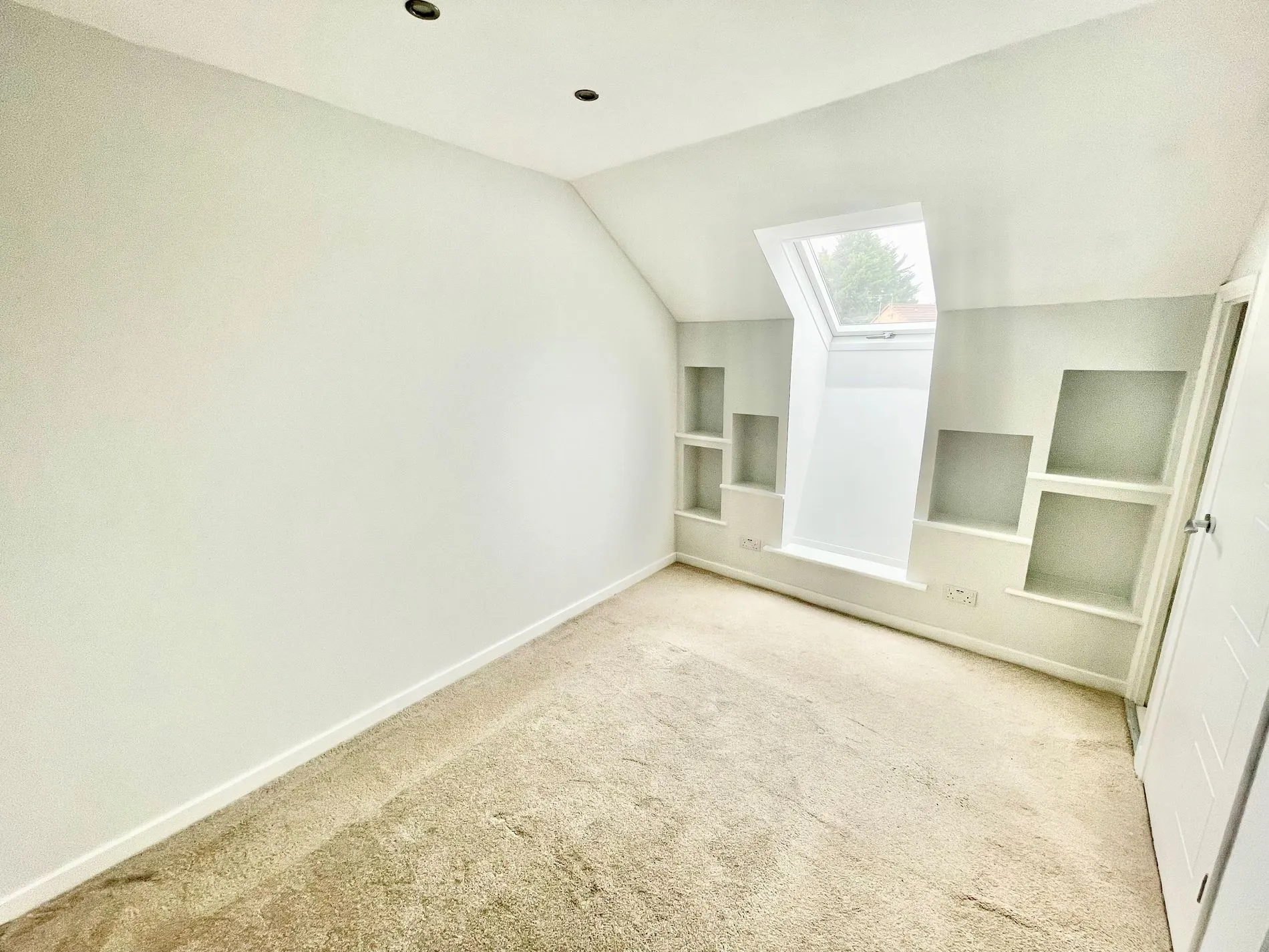 House Cobb Close in Datchet