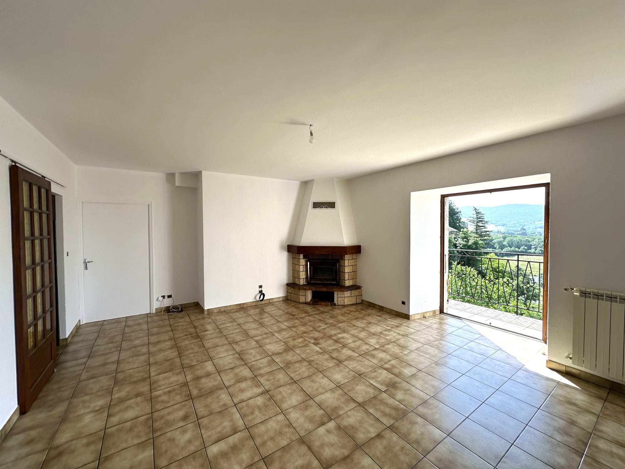 House Route du Château in Montrozier