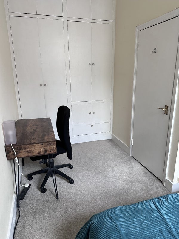Room Stavordale Road in Greater London
