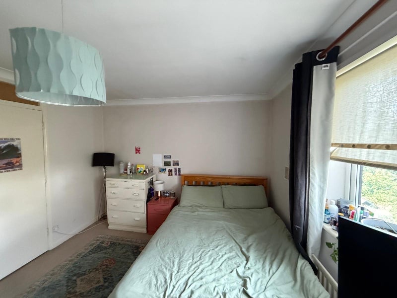 Room Surrey Gardens in Greater London