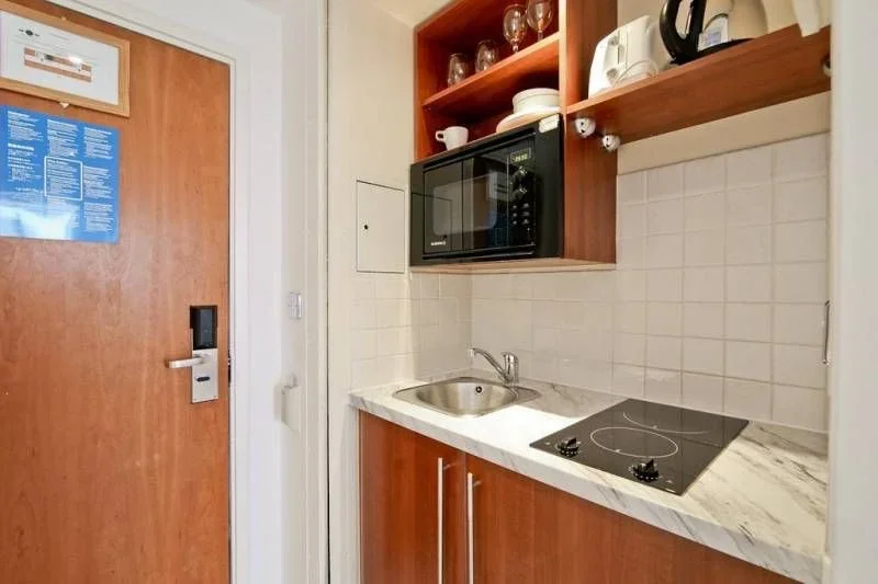Flat Old Brompton Road in Greater London