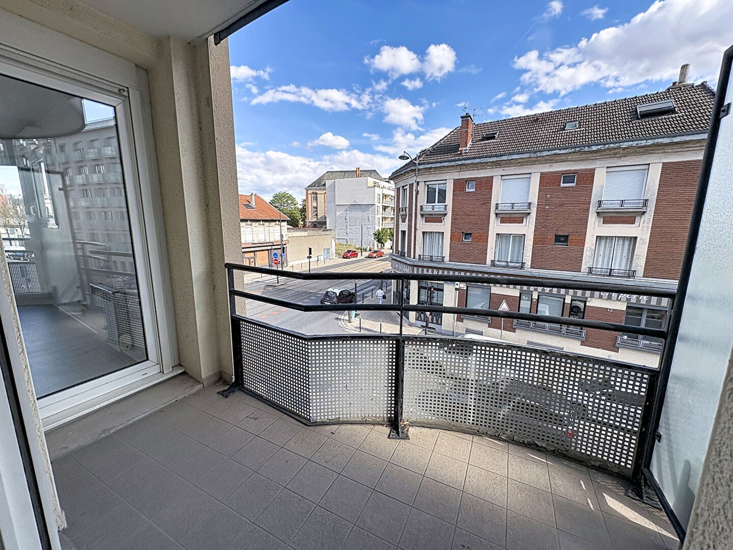 Flat Avenue de Laon in Reims
