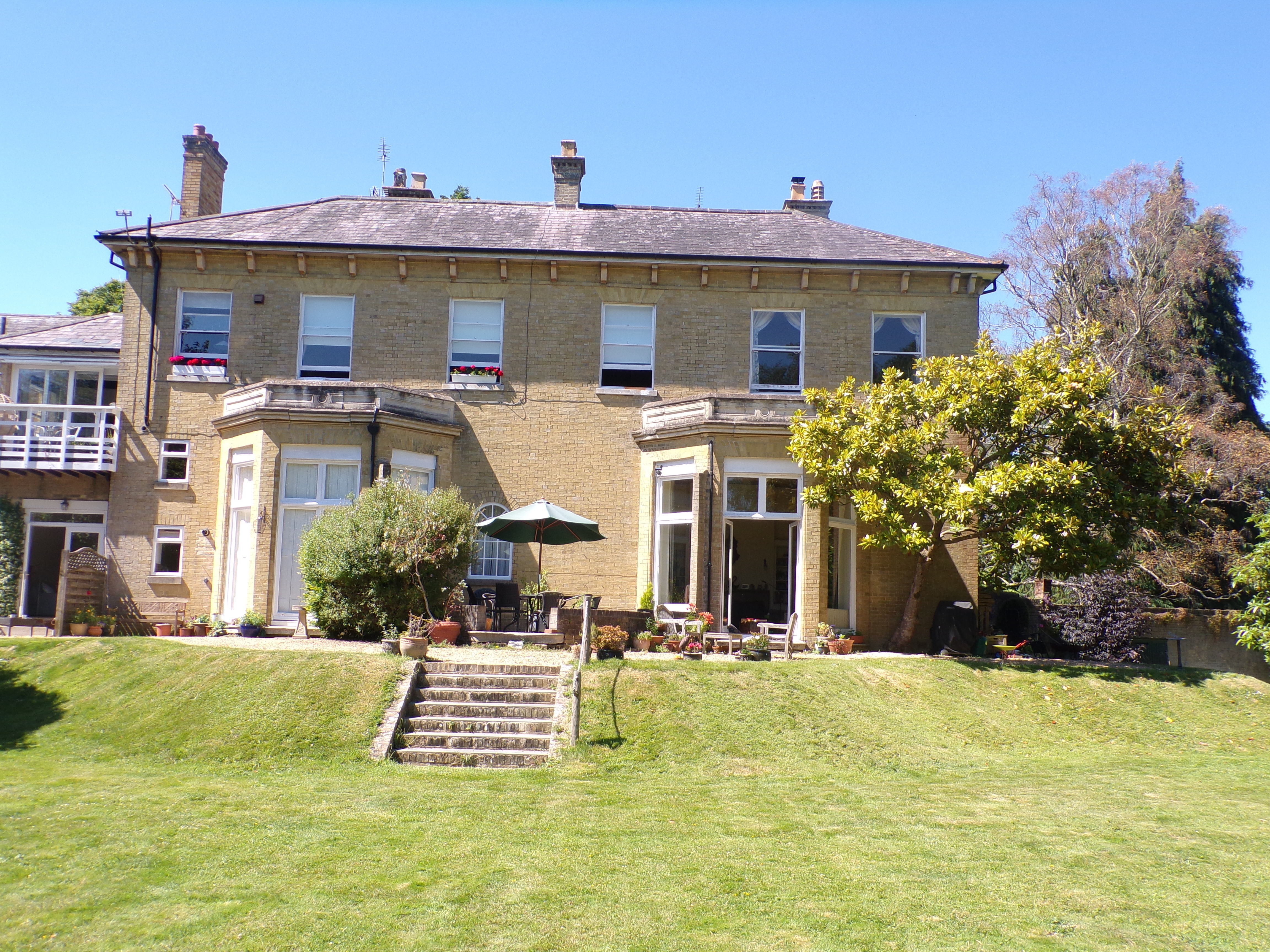 Flat Gosport Lane in New Forest