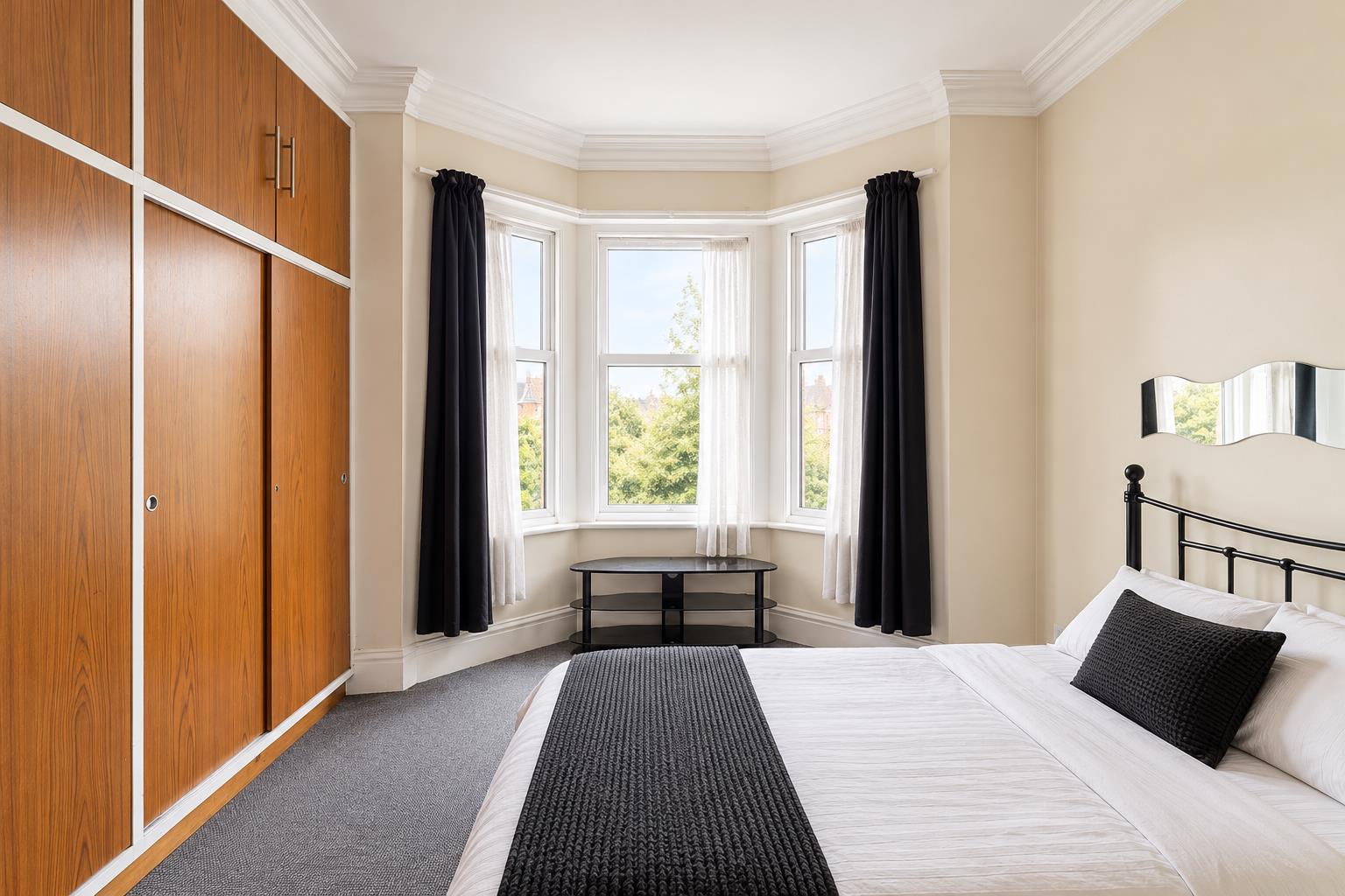 Flat Elliott Terrace in Newcastle upon Tyne