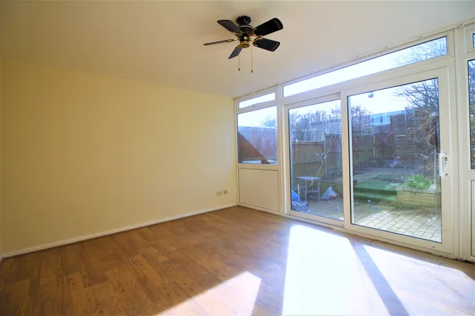 Flat Ennerdale Close in Milton Keynes