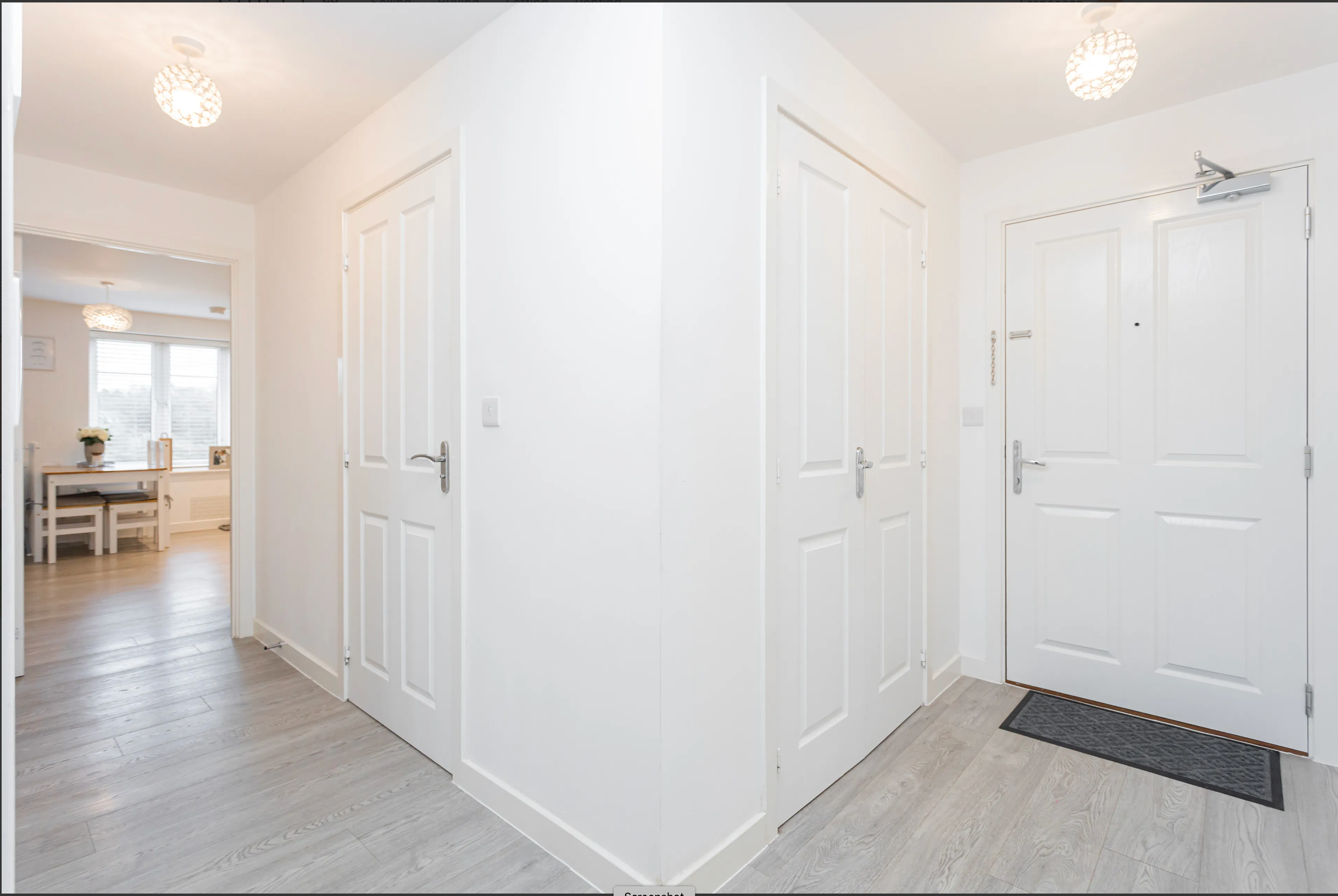 Flat Eames Way in Crawley