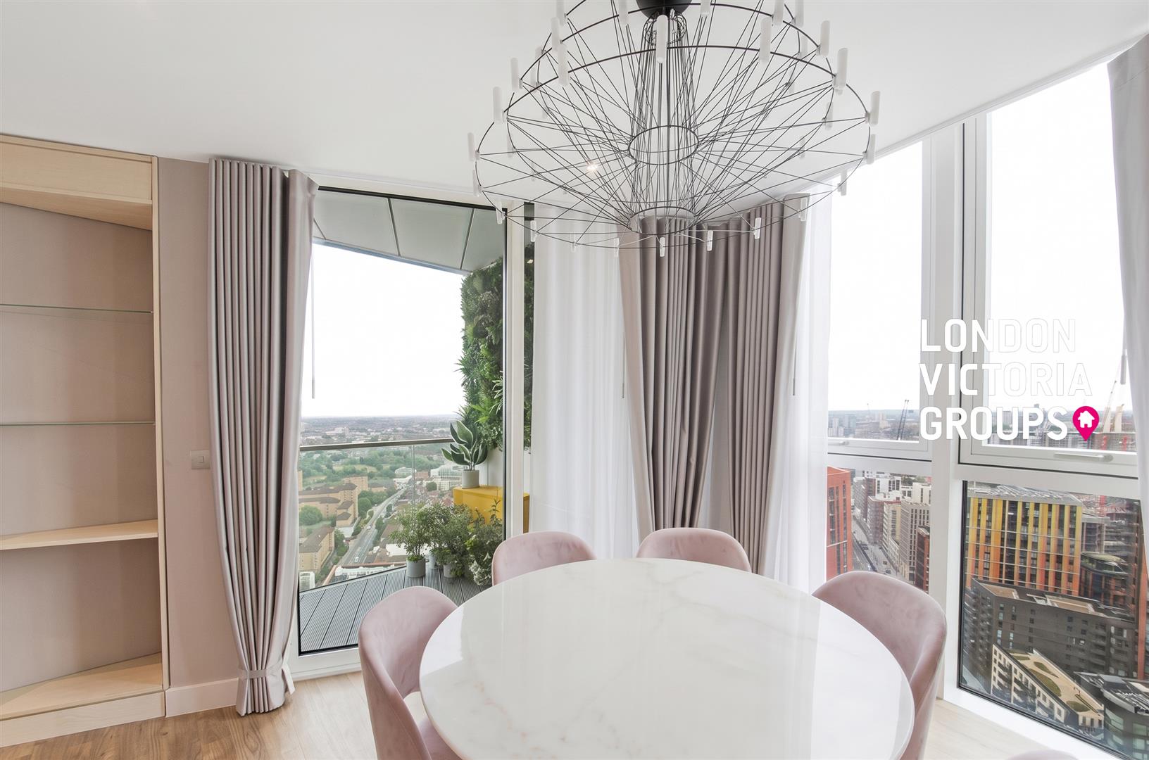 Flat Wandsworth Road in Greater London