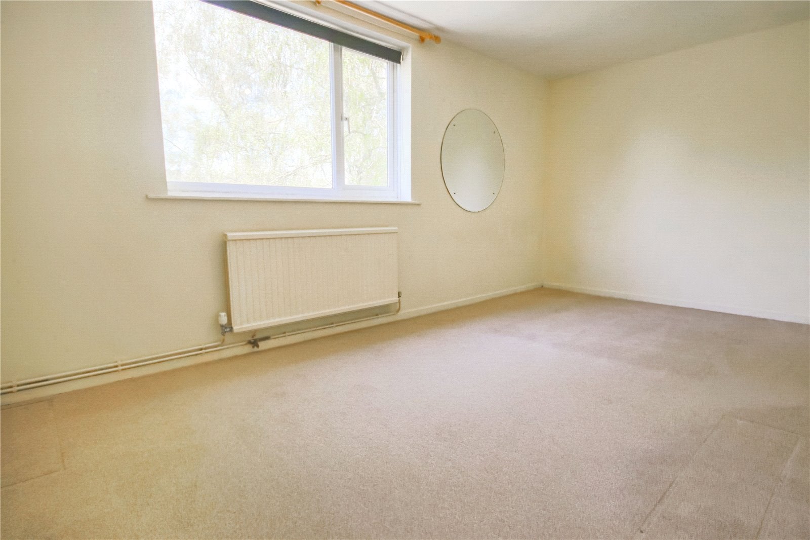 Flat Underwood in Bracknell