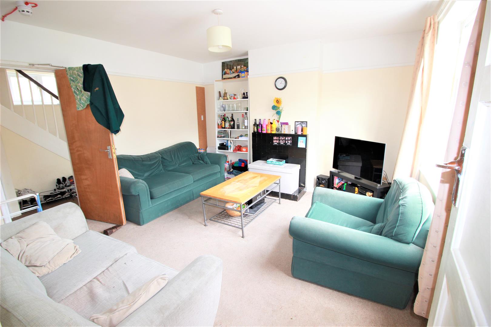 Room Keith Park Road in Greater London